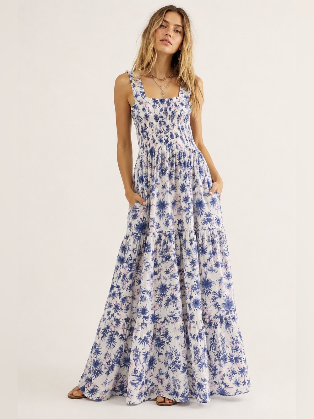 Abercrombie and fitch tiered smocked maxi dress with pockets